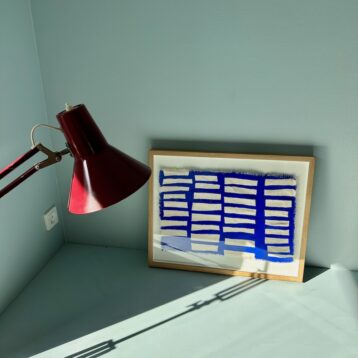 Ultramarine #3 - i egetræsramme -  39,5 x 49 cm